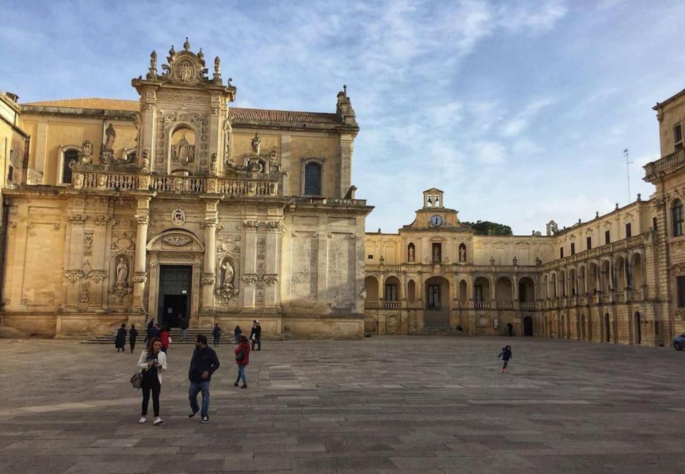Casa vacanze De Mari Lecce Esterno foto